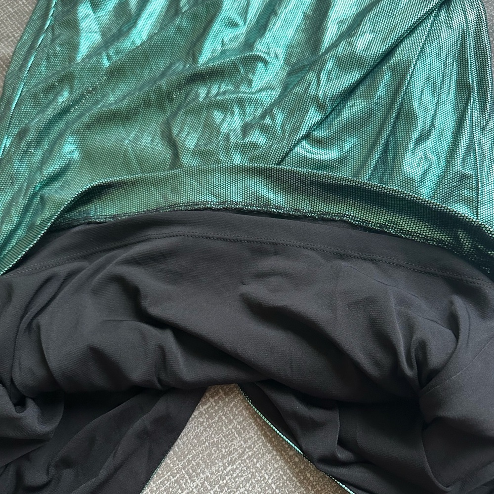 Dress the Population Shiny Metallic Long Sleeve Dress – Size Large - Picture 9 of 16